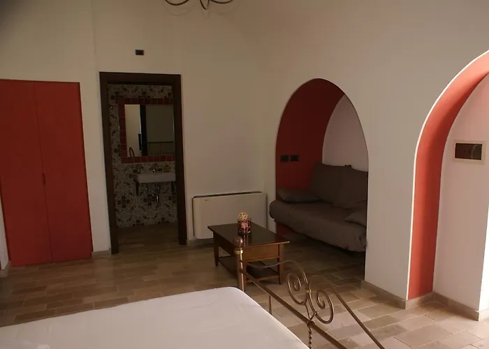 Agriturismo Mura アルタムラ