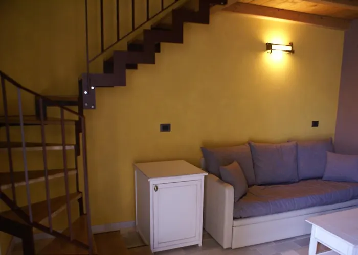 Agriturismo Mura ファームステイ アルタムラ